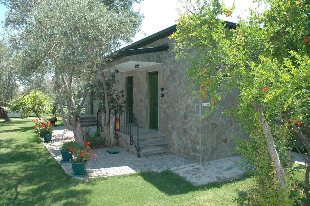 Assos Oleas Hotel Ayvacik Exterior photo