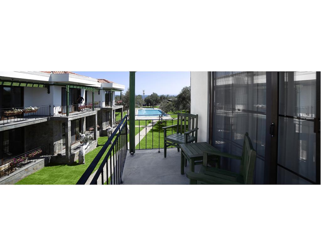 Assos Oleas Hotel Ayvacik Exterior photo