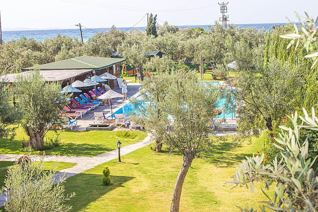 Assos Oleas Hotel Ayvacik Exterior photo